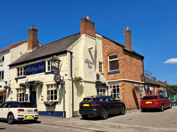Best Sports Bars in Hinckley - Anchor Inn