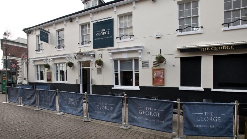 Best Sports Bars in Aldershot - The George Aldershot