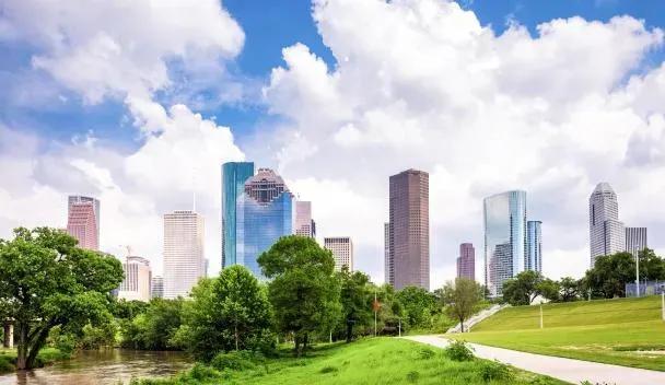 Discover venues showing live sport in Montrose/East Side