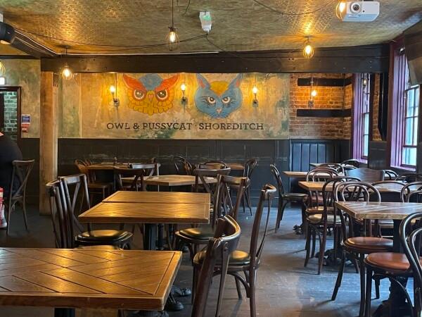 Best Sports Bars in Shoreditch - Owl and Pussycat
