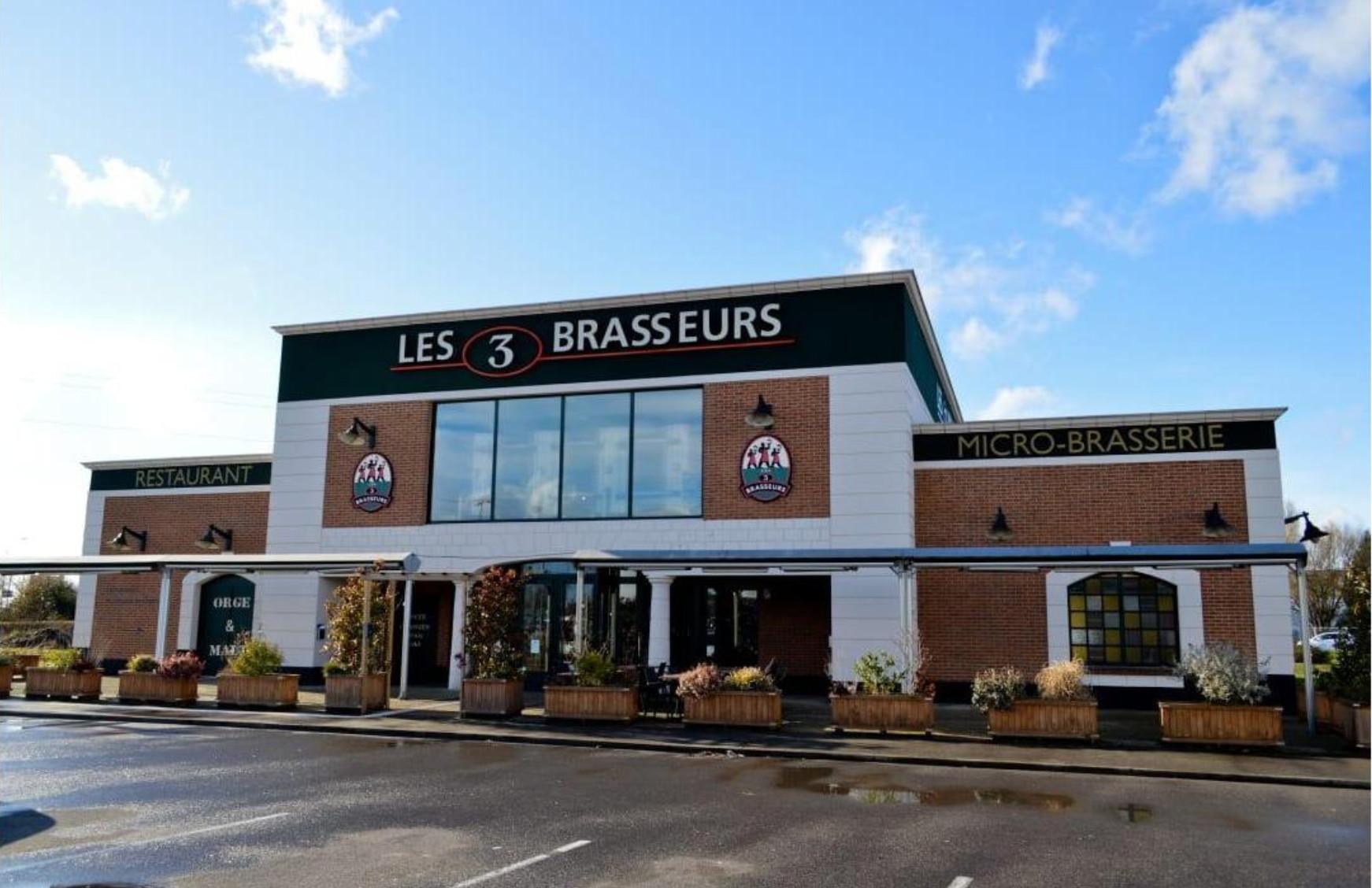 Best Sports Bars in Petite-Forêt - Les 3 Brasseurs - Valenciennes