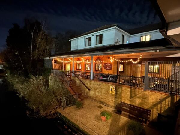 Best Sports Bars in London - Cutty Sark