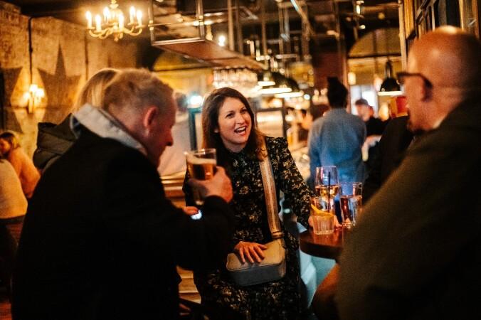 Best Sports Bars in London - Queens Head Shoreditch