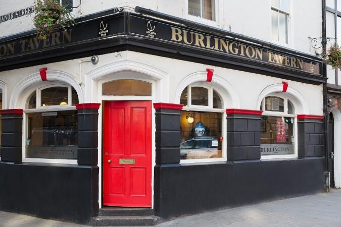 Best Sports Bars in Hull - The Burlington Tavern