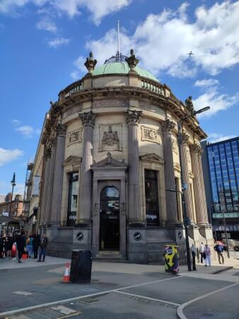 Best Sports Bars in Leeds - O'Neills Leeds