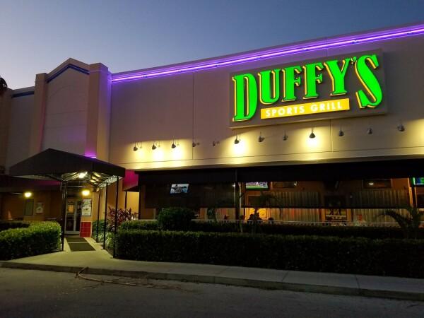 Best Sports Bars in Port St Lucie - Duffys Sports Grill @ St Lucie (Superplay)