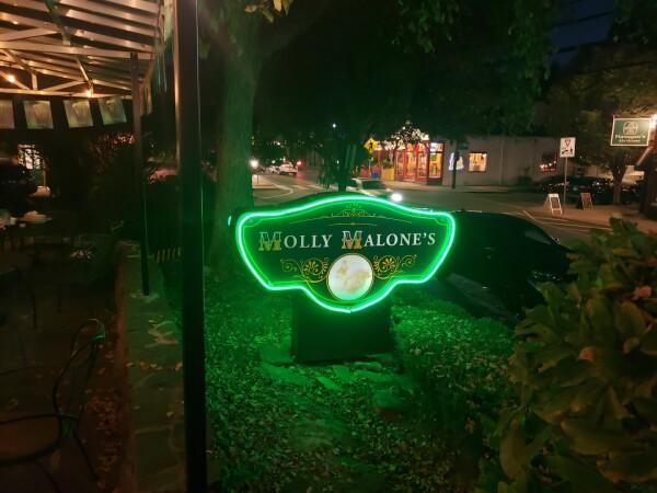Best Sports Bars in Louisville - Molly Molones @ Baxter Ave