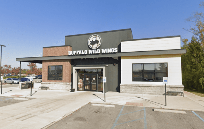 Best Sports Bars in Athens - Buffalo Wild Wings @ Athens, Al