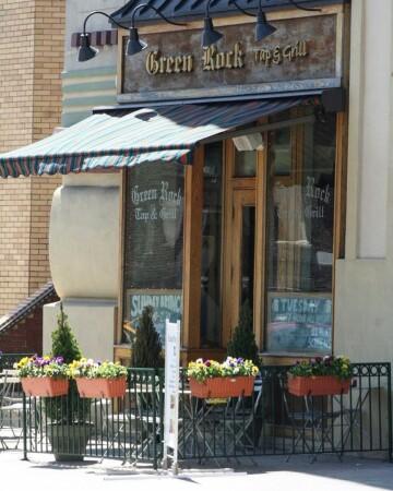 Best Sports Bars in Hoboken - Green Rock Tap & Grill