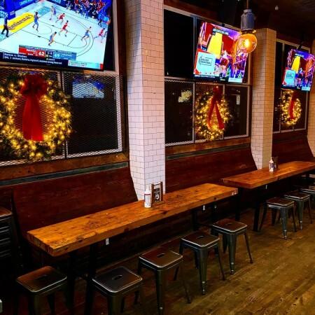 Best Sports Bars in Hoboken - Green Rock Tap & Grill