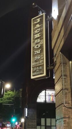 Best Sports Bars in Minneapolis - Jacksons Hole Bar & Grill