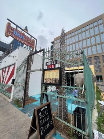 Best Sports Bars in Austin - Unbarlievable West 6Th