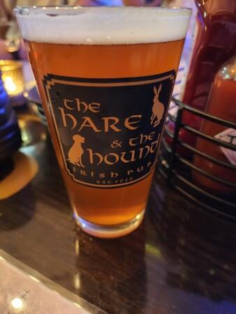 Best Sports Bars in Putnam - The Hare And The Hound