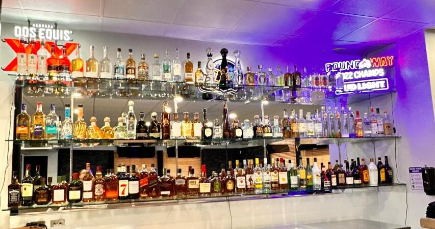 Best Sports Bars in Aurora - Marisco Los Tres Rios