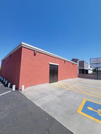 Best Sports Bars in Phoenix - Atlantis Food And Drink