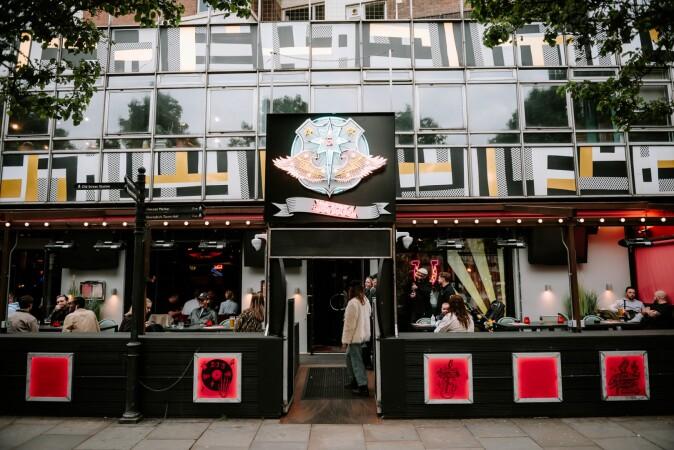 Best Sports Bars in London - Star in Shoreditch