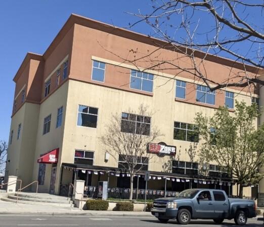 Best Sports Bars in Bakersfield - Redzone Downtown