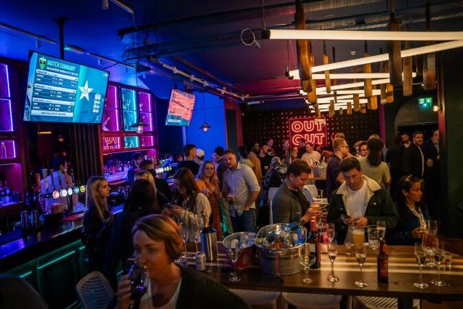 Best Sports Bars in Bristol - Sixes Party Cricket and Sports Bar