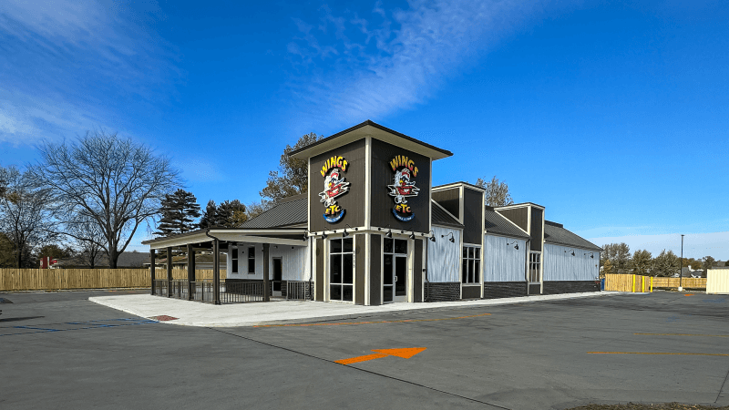 Best Sports Bars in Fort Wayne - Wings Etc. @ Fort Wayne