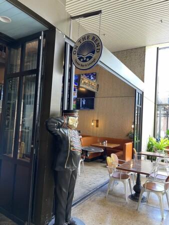 Best Sports Bars in San Antonio - On the bend Oyster Bar