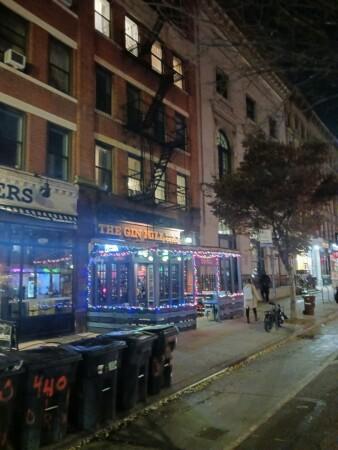 Best Sports Bars in NEW YORK - The Gin Mill