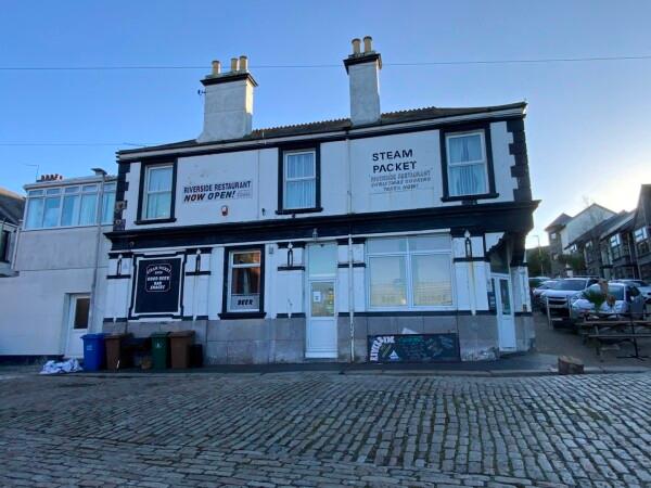 Best Sports Bars in Plymouth - The Steam Packet