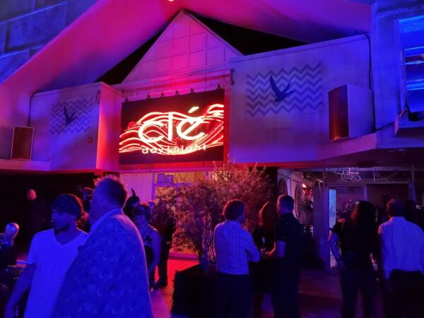 Best Sports Bars in Houston - The Encore