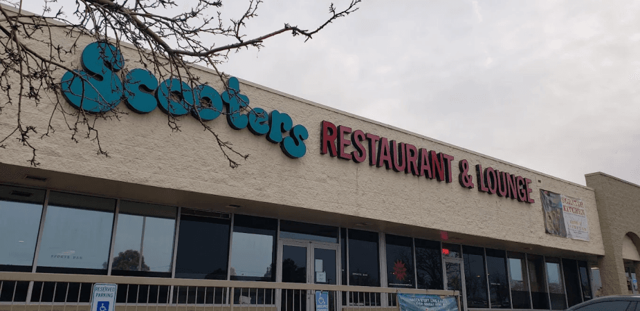 Best Sports Bars in Aurora - Scooters Sports Bar & Grill