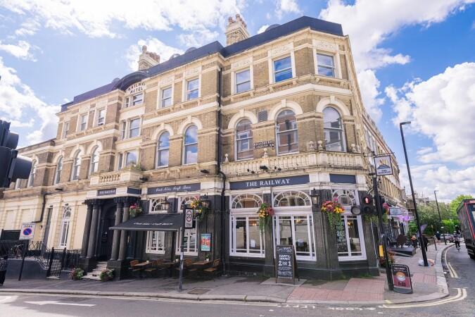 Best Sports Bars in London - Railway