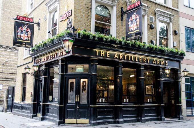 Best Sports Bars in London - Artillery Arms