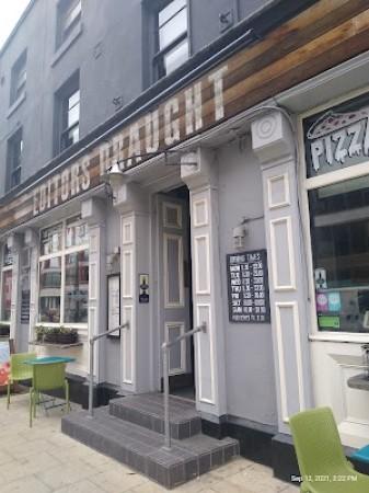 Best Sports Bars in Leeds - Editors Draught Leeds