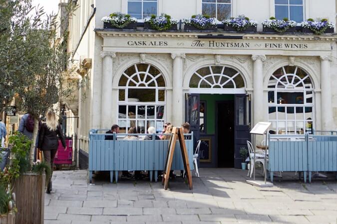 Best Sports Bars in Bath - The Huntsman