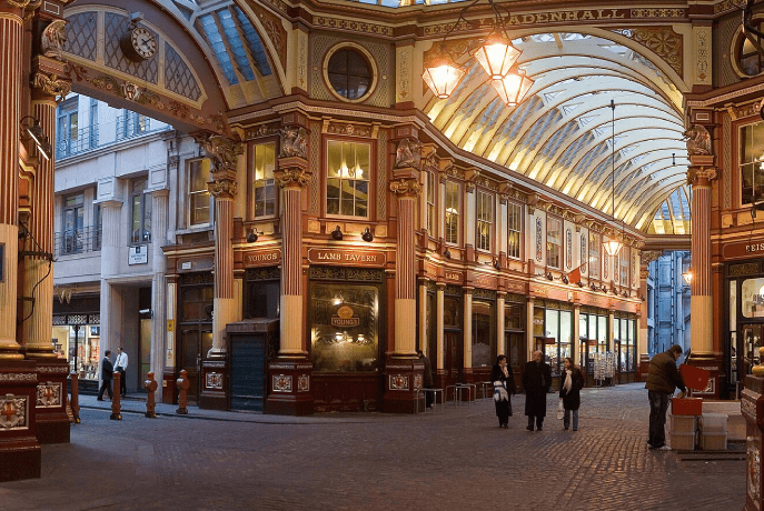 Central London is the go-to area for sports fans, offering a wide variety of lively bars and cosy pubs equipped with HD screens and great atmospheres for every big game.