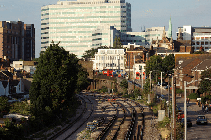 Croydonâs sports bars offer spacious venues with HD screens, ideal for cheering on your team in a laid-back environment.