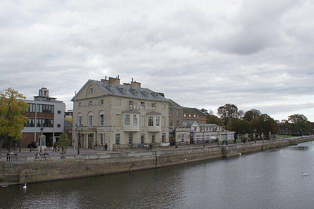 Watch the big game in The Embankment, Bedford’s scenic riverside district, where cosy pubs and lively bars offer the ideal atmosphere to support Bedford Town FC.