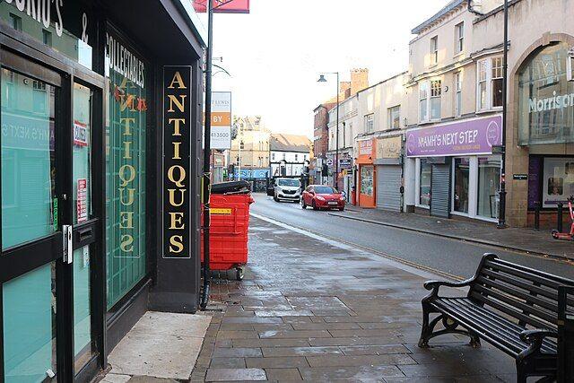 Game day in Wellingborough means heading to Midland Road, where the best sports bars are full of passionate fans cheering on their teams.